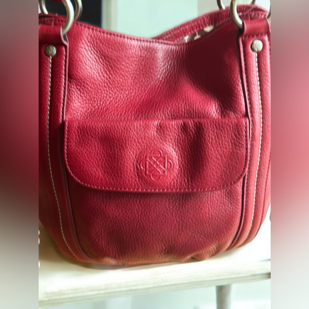 Red leather medium-sized Piazza Sempione Shoulderbag - Picture 2 of 9